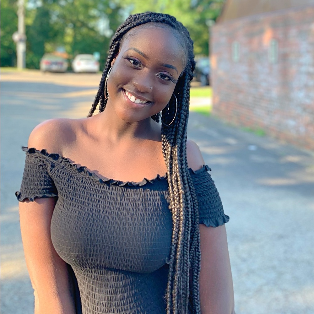 Meet your Posher, Marieme